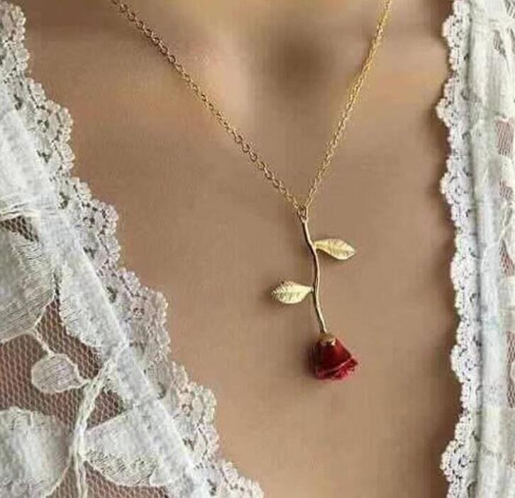Red Rose Pendant Necklace