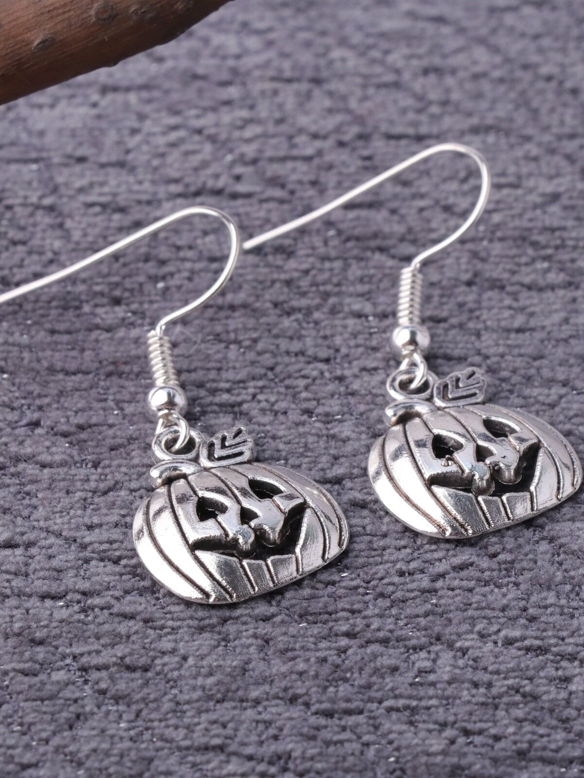 Silver Jack-o-Lantern Pumpkin Halloween Jewelry Set