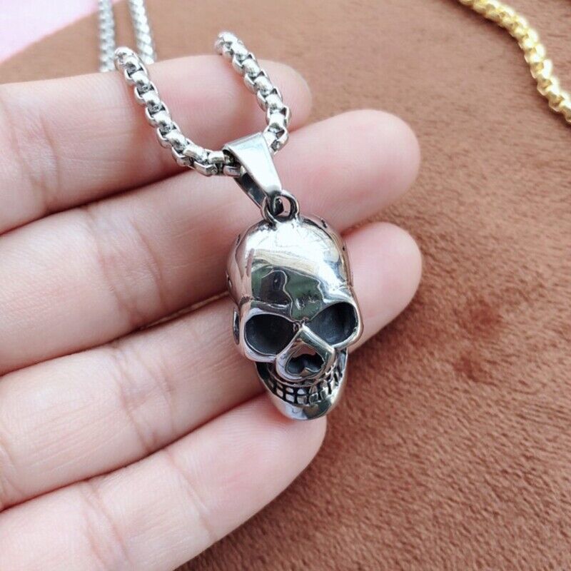 Skull Pendant Necklace