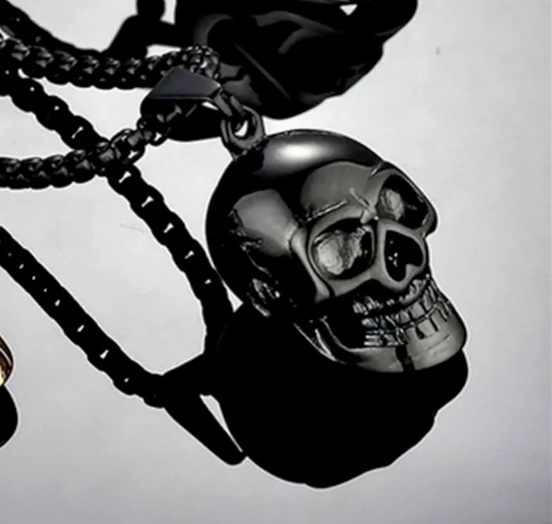 Skull Pendant Necklace