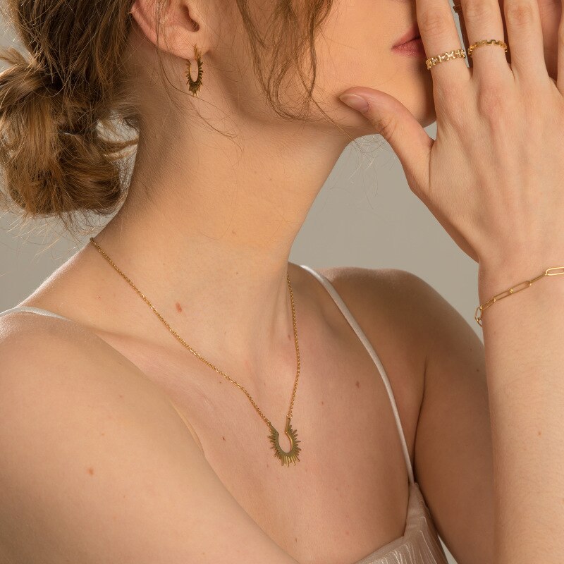 Sun Ray Necklace - Minimalist Design