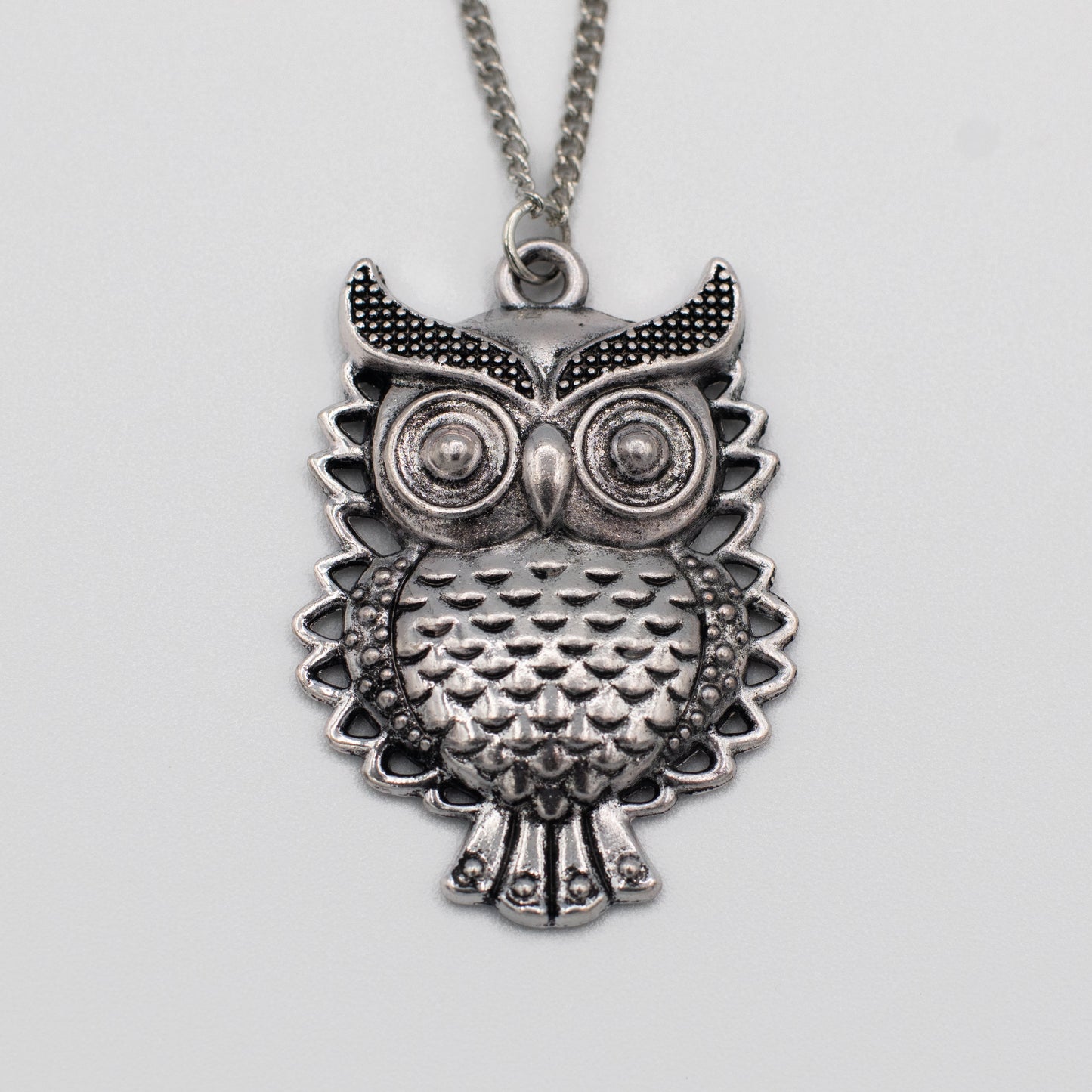 Stylish Silver Owl Pendant Necklace