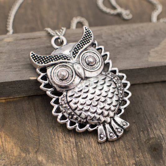 Stylish Silver Owl Pendant Necklace