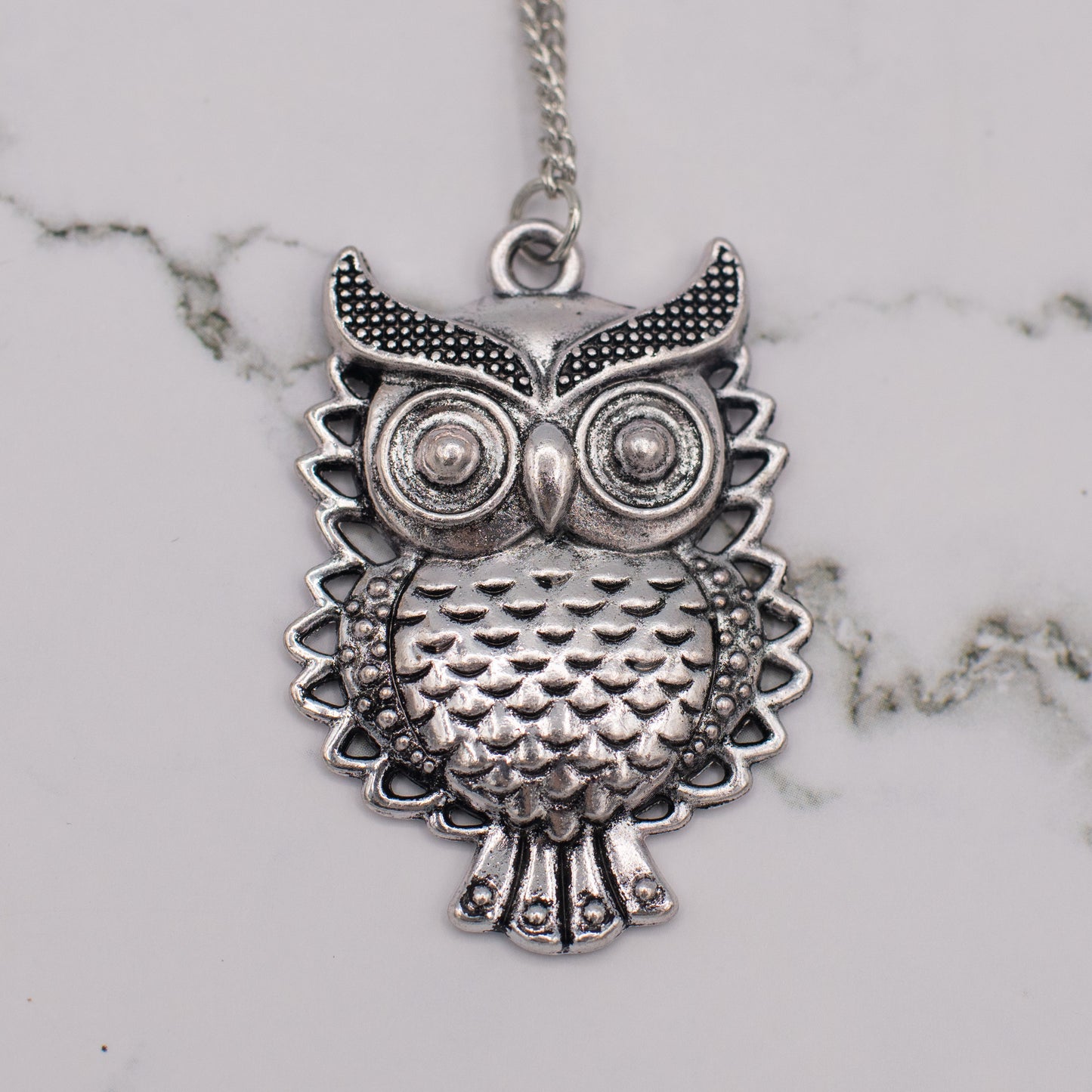 Stylish Silver Owl Pendant Necklace