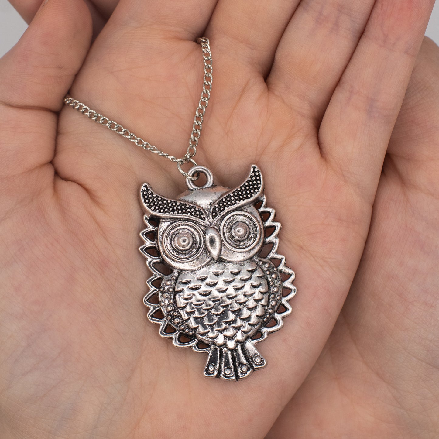 Stylish Silver Owl Pendant Necklace