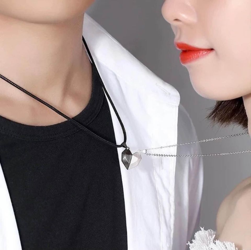 Magnetic Black and White Heart Two Piece Necklace for Couple
